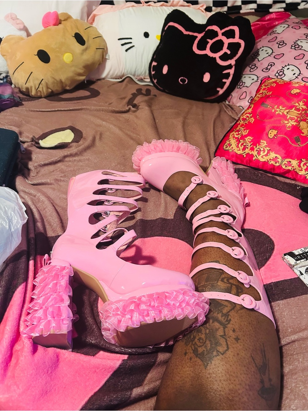 Pink High-Platform Ruffle Strap Knee Pump/Boot - Picture 5 of 7
